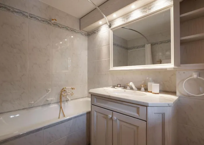 Apartamento La Ruinette-cosy 2-bed, 2-bath In Centre *